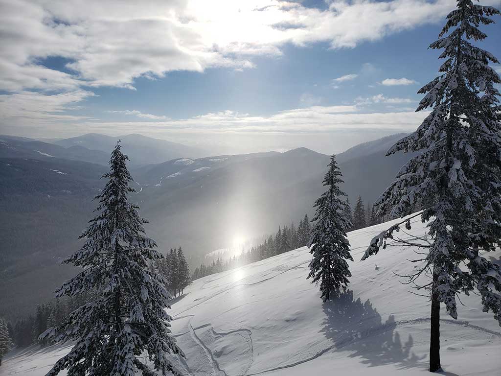 Turner Mountain in USA - snow on the ground.