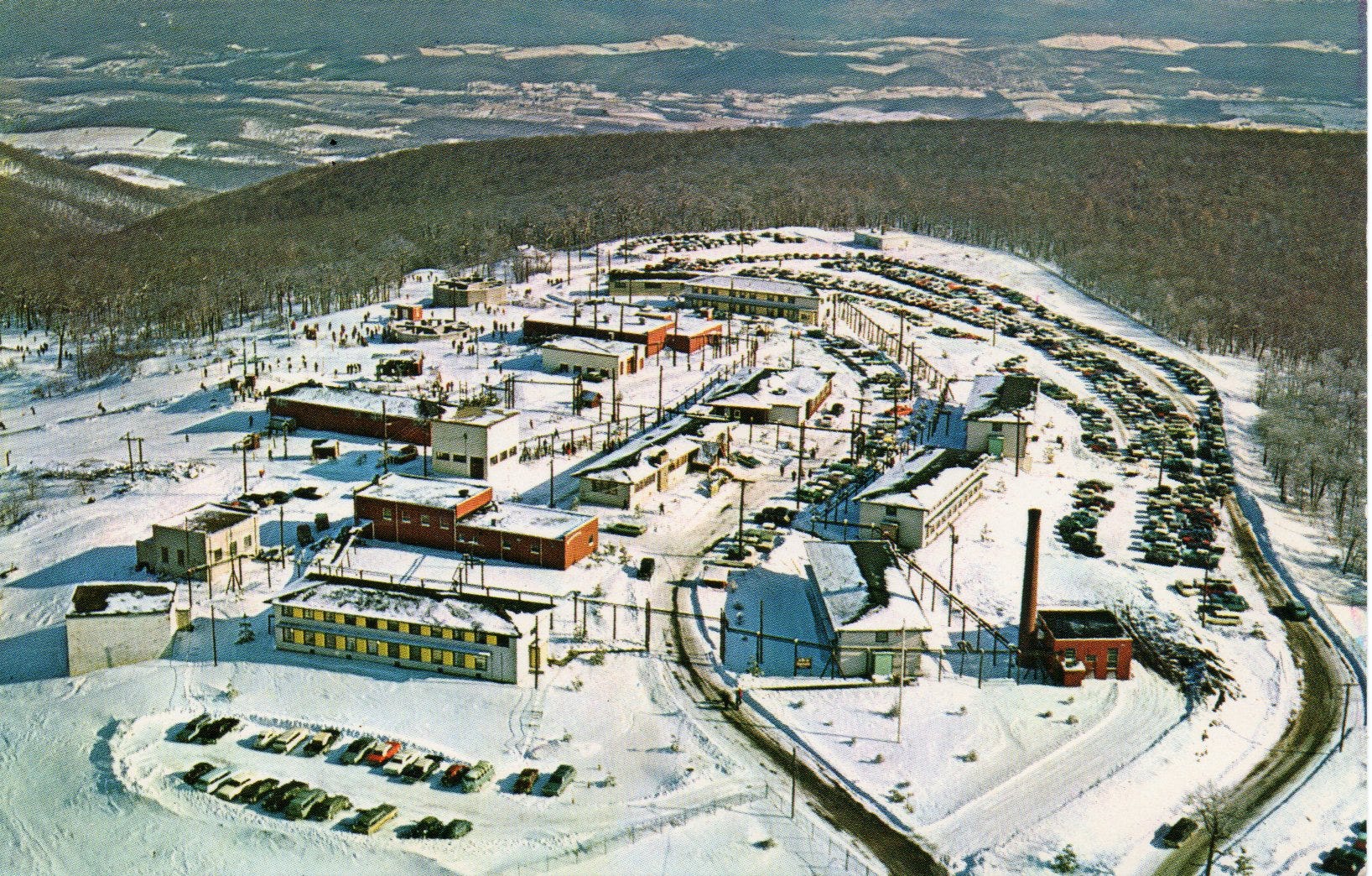 Blue Knob in USA: an aerial view of a ski resort in the mountains.
