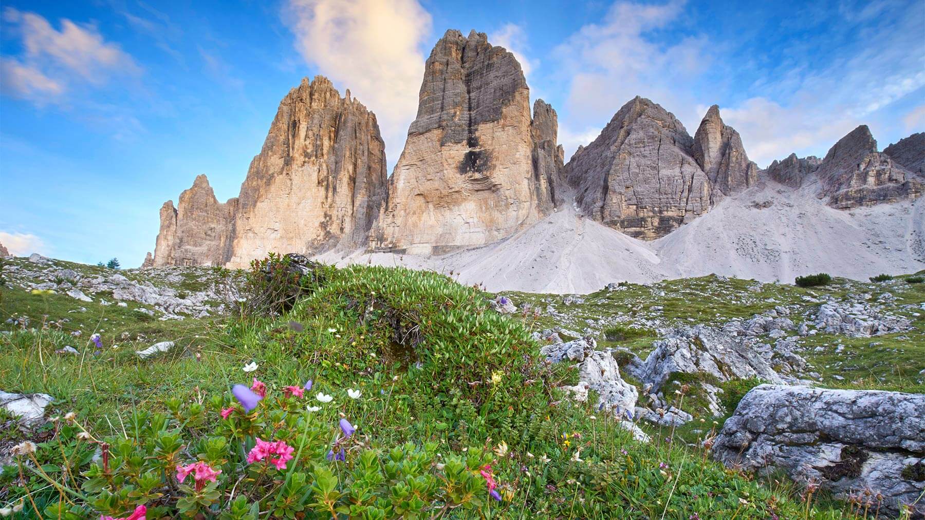 Three Peaks Dolomites in Italy - the doloma, doloma doloma, doloma doloma, doloma doloma doloma, doloma doloma doloma doloma doloma doloma dolom.