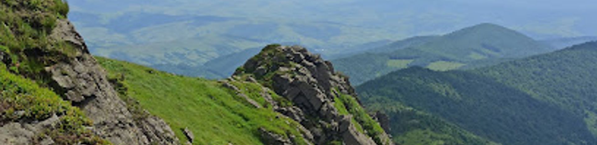 Pylypets Sky & Bike Park in Ukraine - a view of the mountains from the top of a mountain.