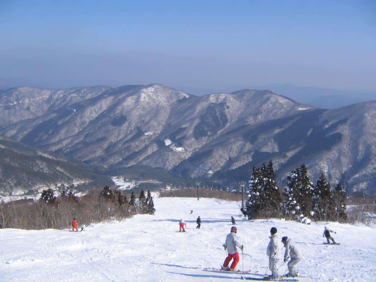 Sky Valley in Japan - a clear blue sky.