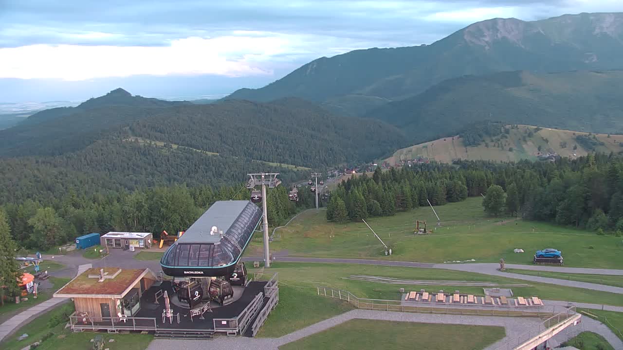 Ski Jezersko - Bachledova dolina, Sedačková lanovka, Slovakia, gondola