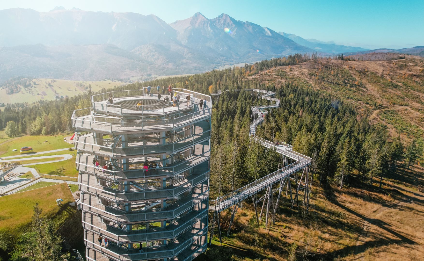 Ski Jezersko - Bachledova dolina, Sedačková lanovka in Slovakia - the observation tower at the top of the mountain.