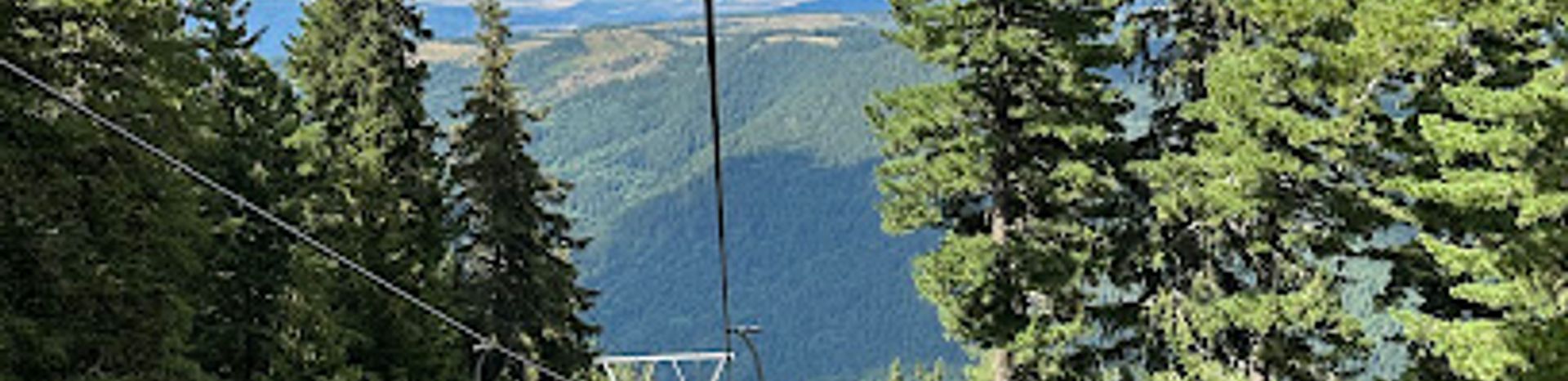 Ski lift Panichishte, The seven Rila lakes in Bulgaria - a ski lift going down a mountain side.