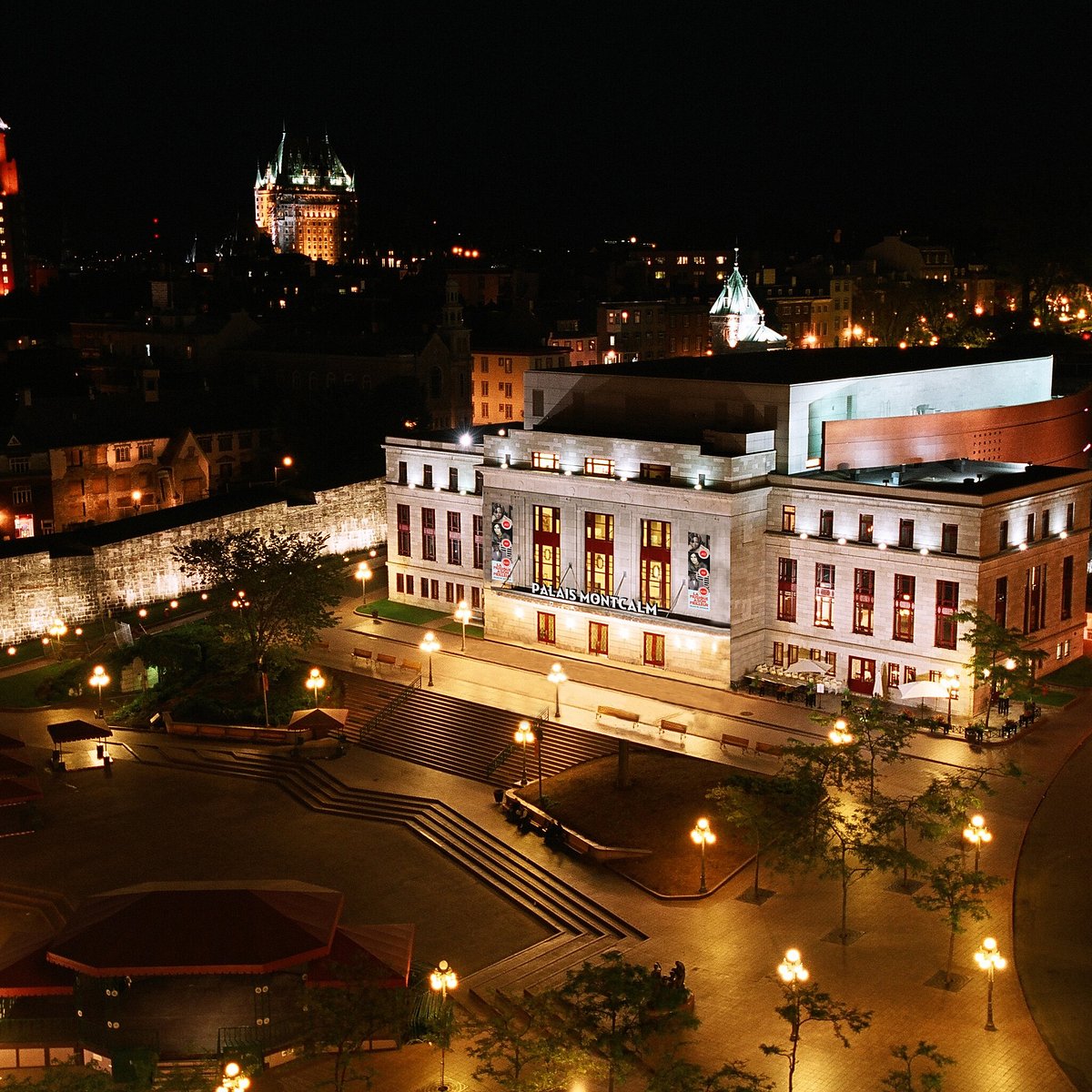 Montcalm in Canada - an aerial view of a city at night.