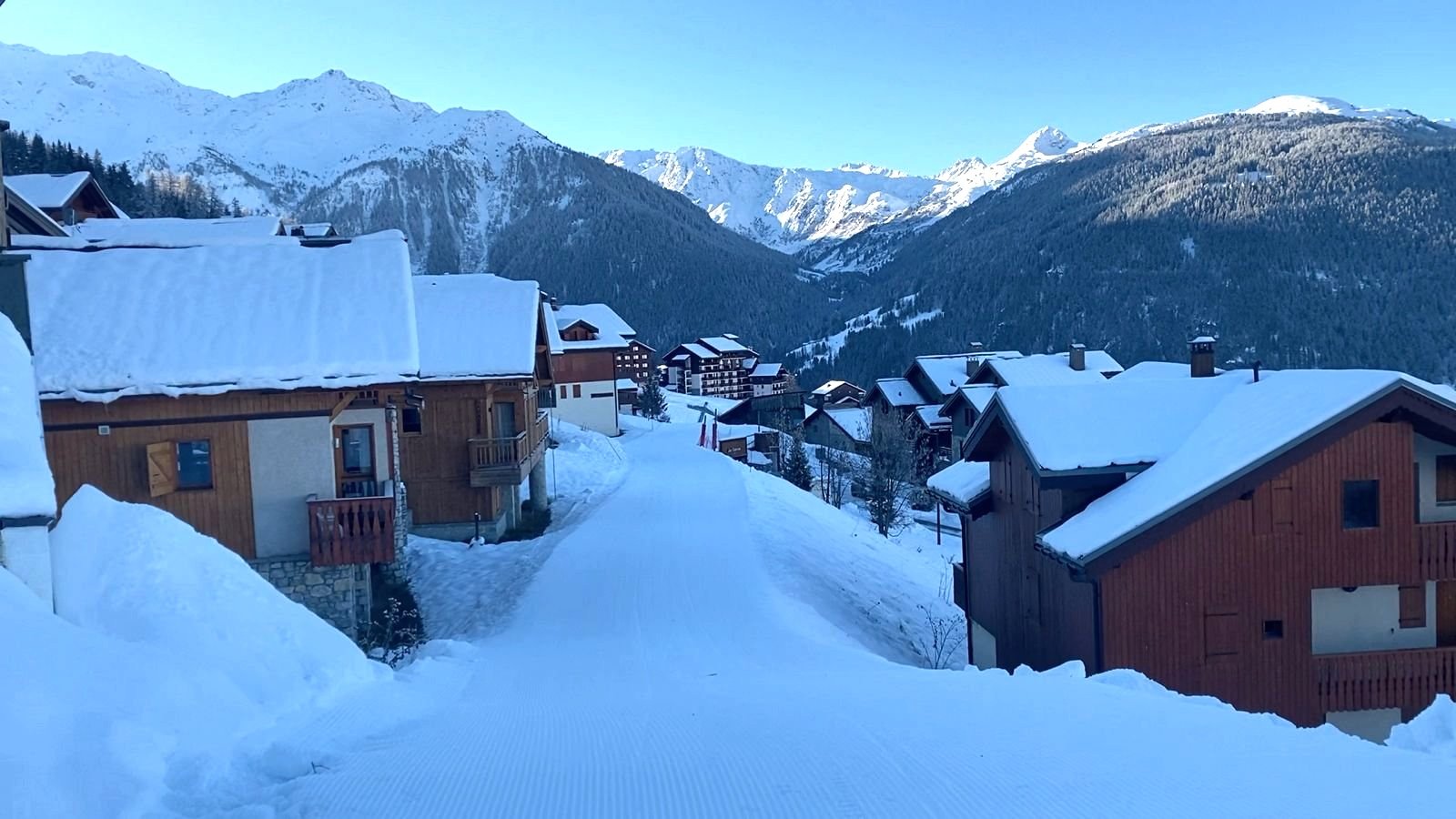 Les Arcs | Peisey-Vallandry in France - a view of a snow covered mountain town.