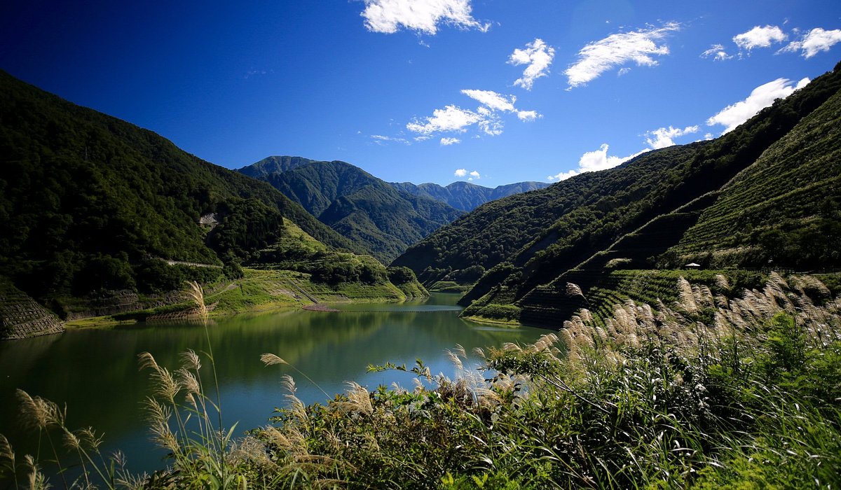 Itsukamachi in Japan - a body of water.