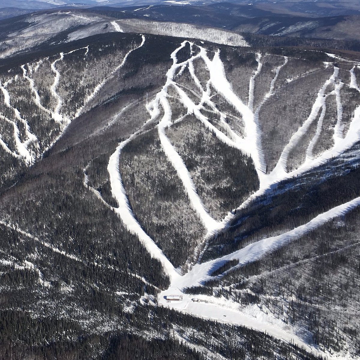 Moose Mountain in USA - the slopes at the top of the mountain.