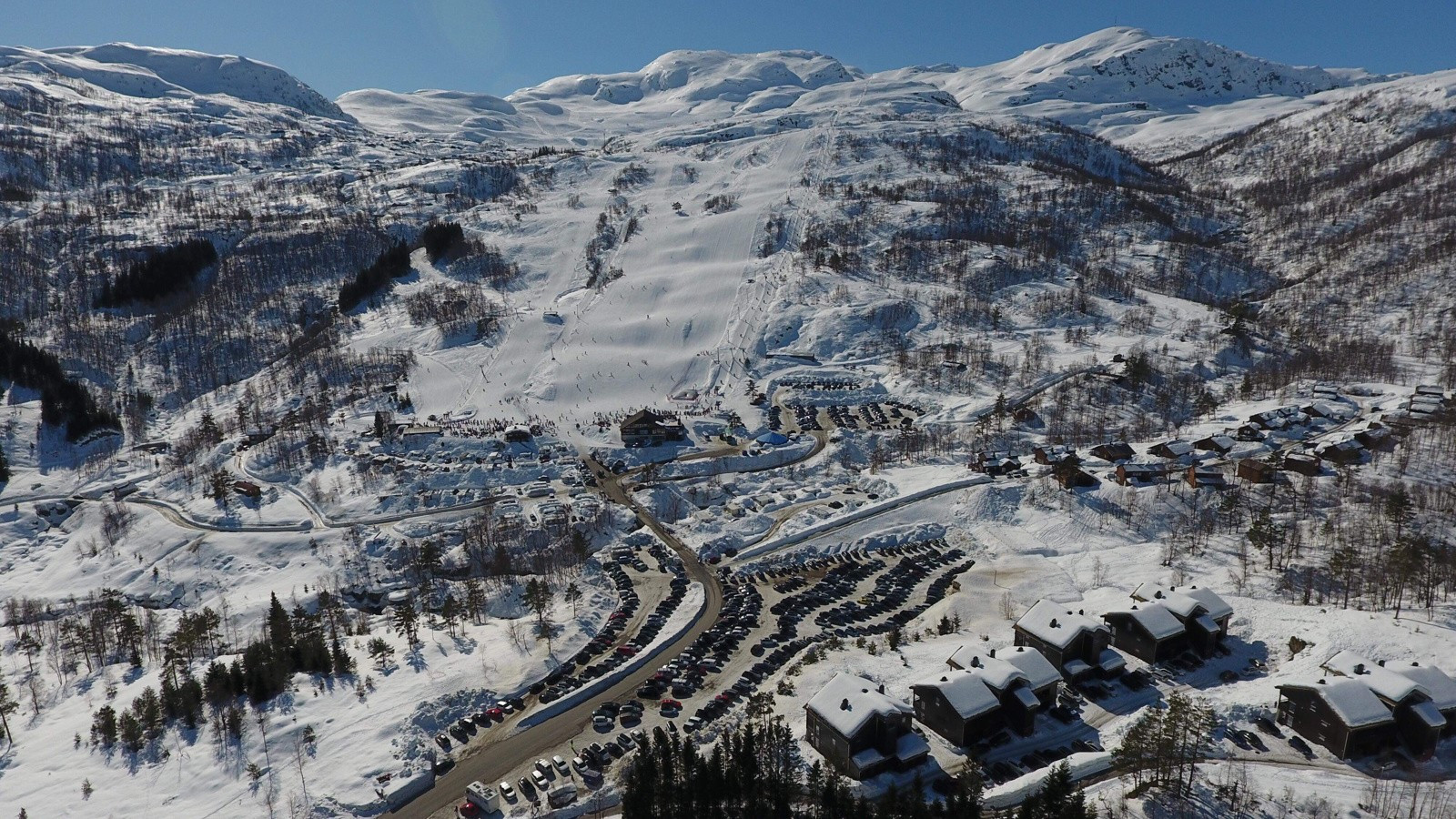 Sauda Skisenter in Norway: an aerial view of a ski resort in the french alps.