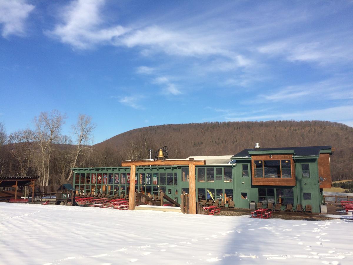 Hunt Hollow Ski Club in USA - snow on the ground.
