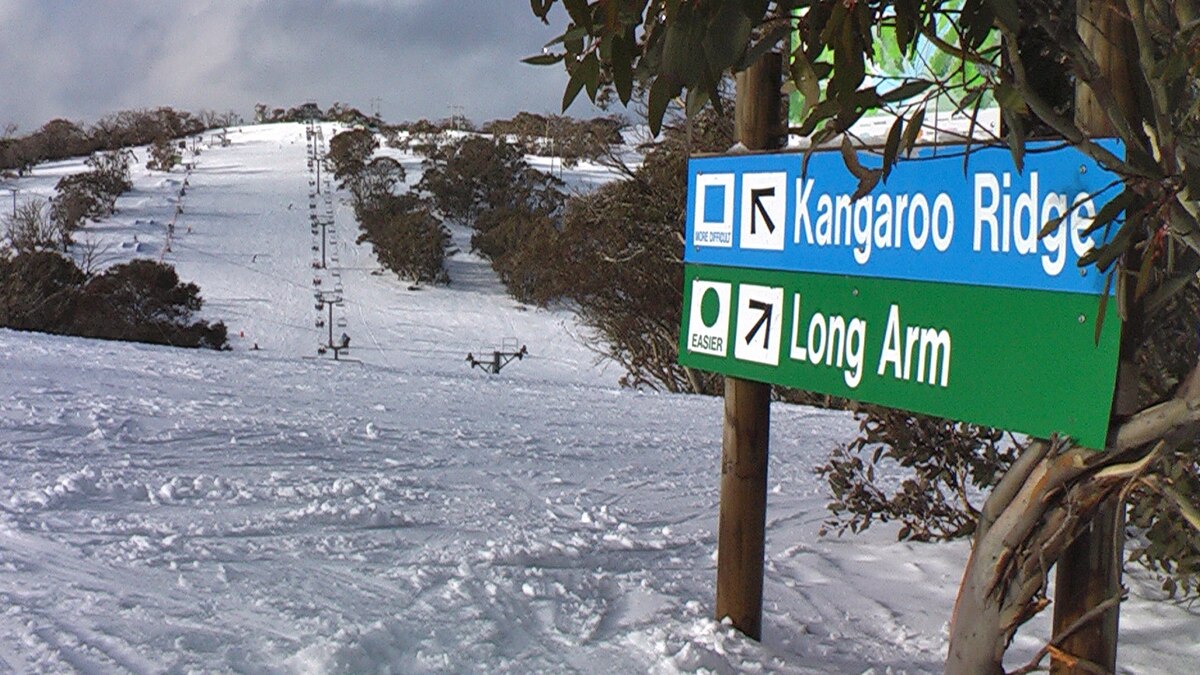 Selwyn Snowfields in Australia - snow on the ground.