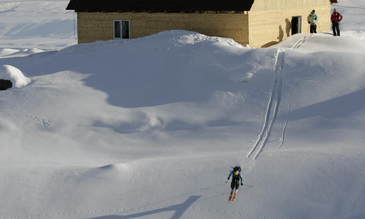 Too Ashuu Ski base in Kyrgyzstan - a house in the snow.