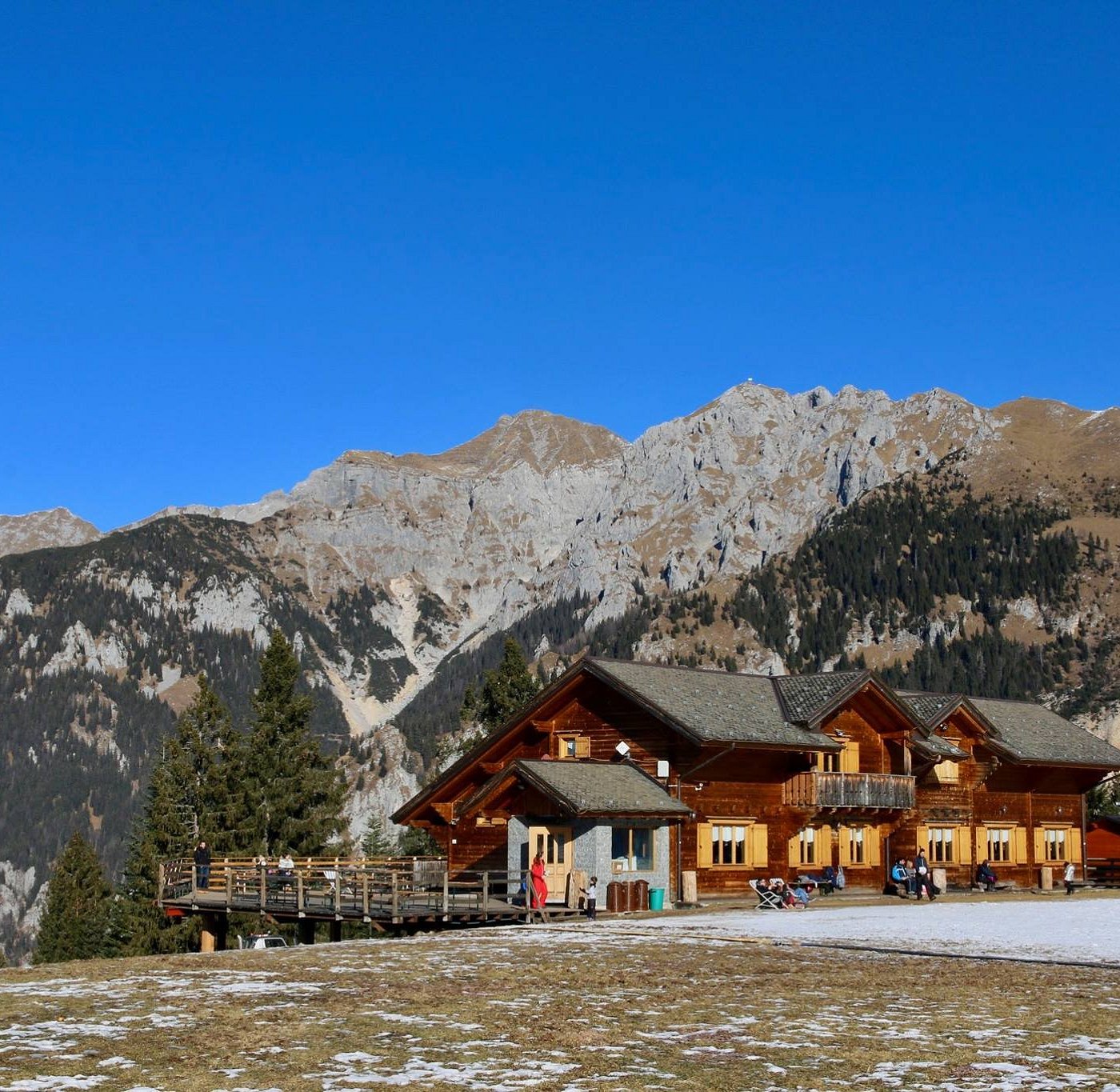 Piazzatorre in Italy - snow on the ground.