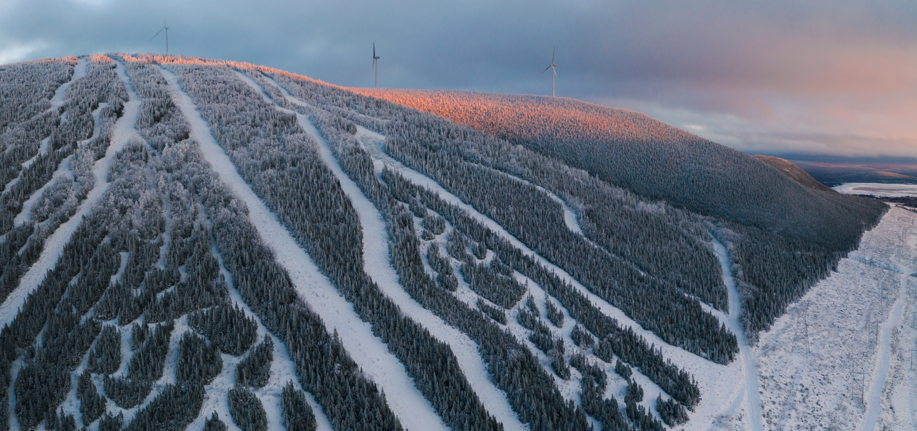 Mont Miller in Canada - a mountain covered in snow.