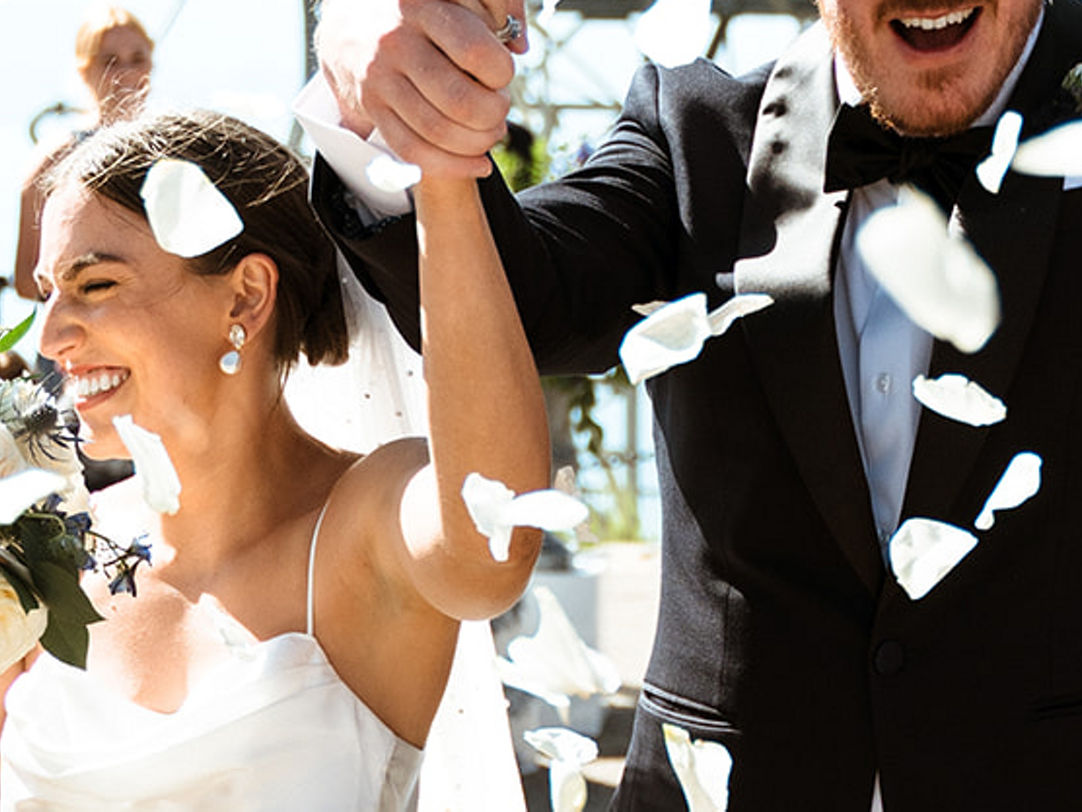 Mt Brighton in USA - a bride and groom are throwing confe.