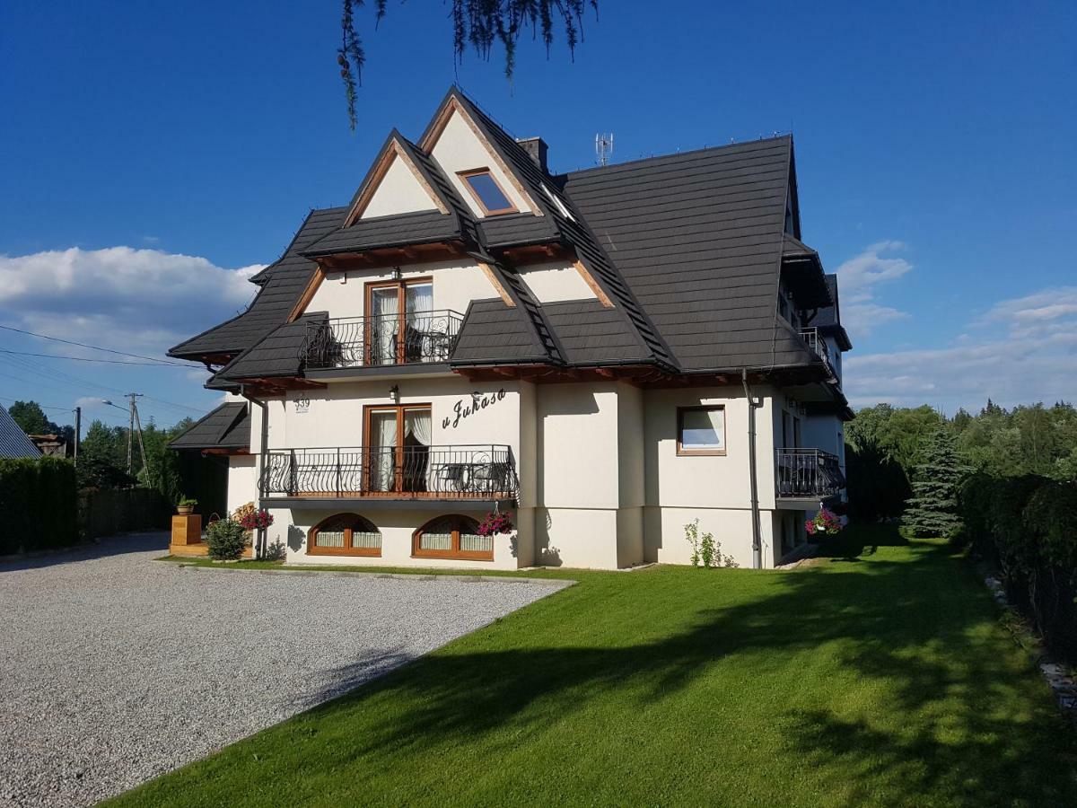 Stacja Narciarska GrapaSki in Poland: the building where the bed & breakfast are located.