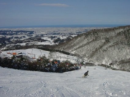 Kanazawa Municipal in Japan - the snow is white.