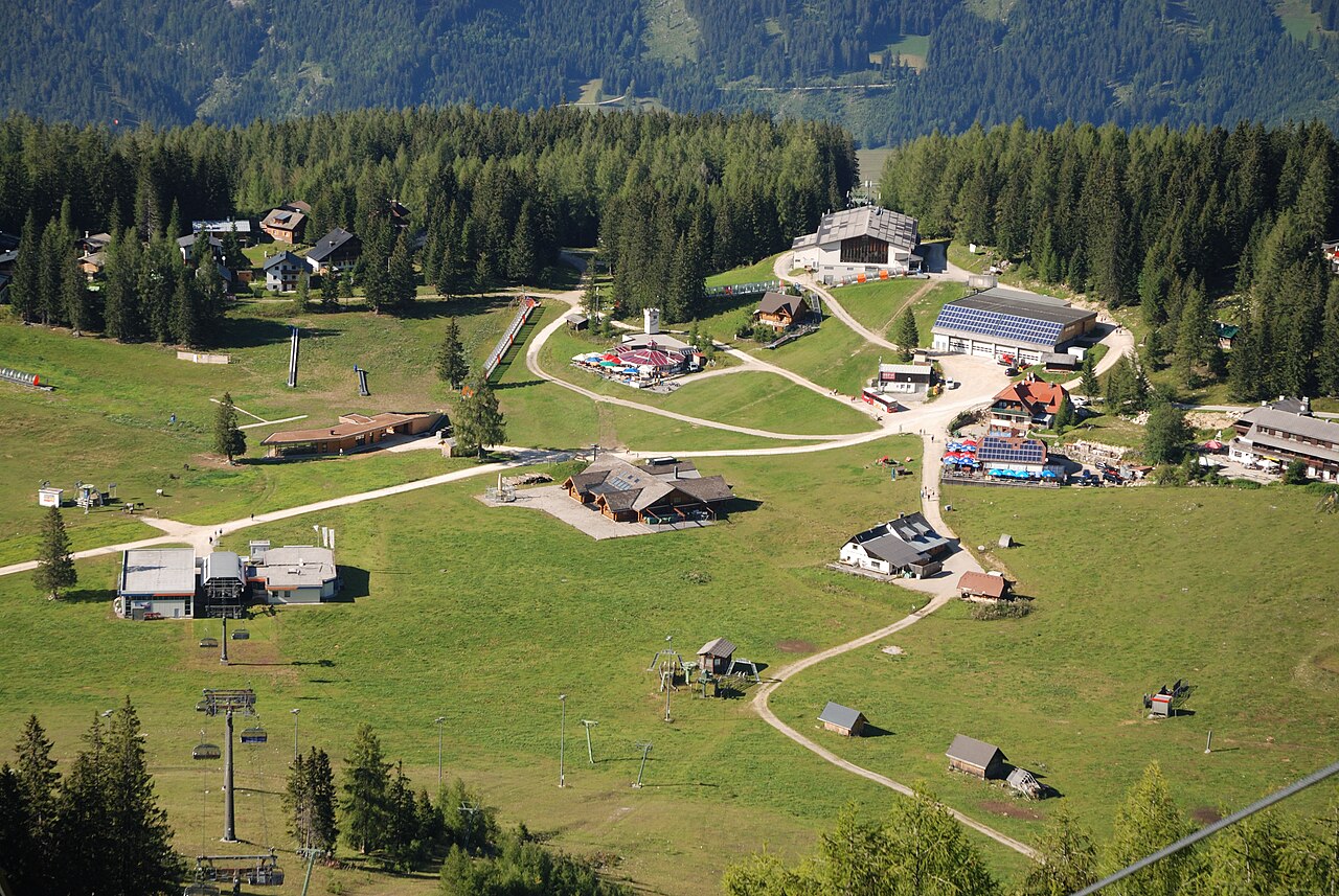 Hinterstoder – Höss in Austria - a view of a small village in the mountains.