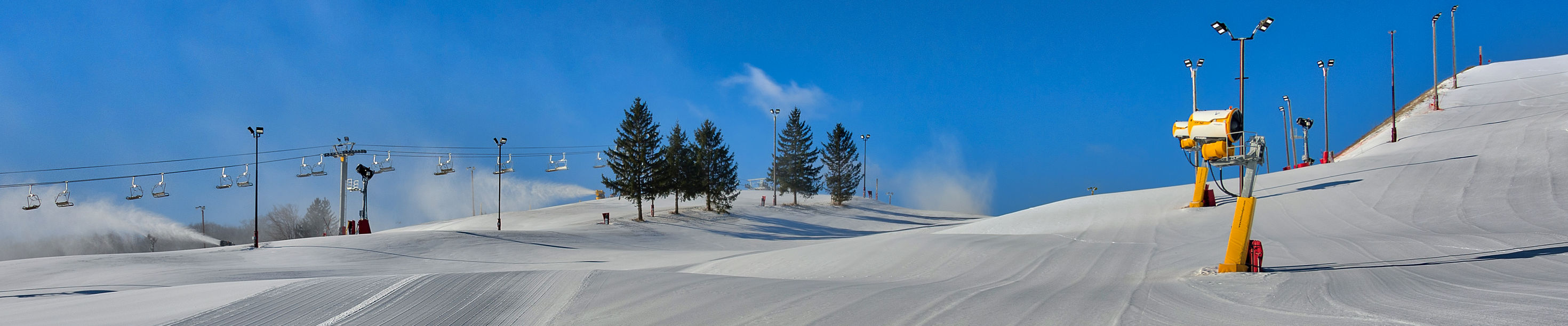 Wilmot Mountain in USA - the snow is white.