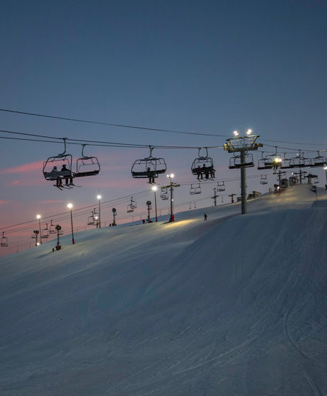 Wilmot Mountain in USA - a ski slope with a ski lift going up it.