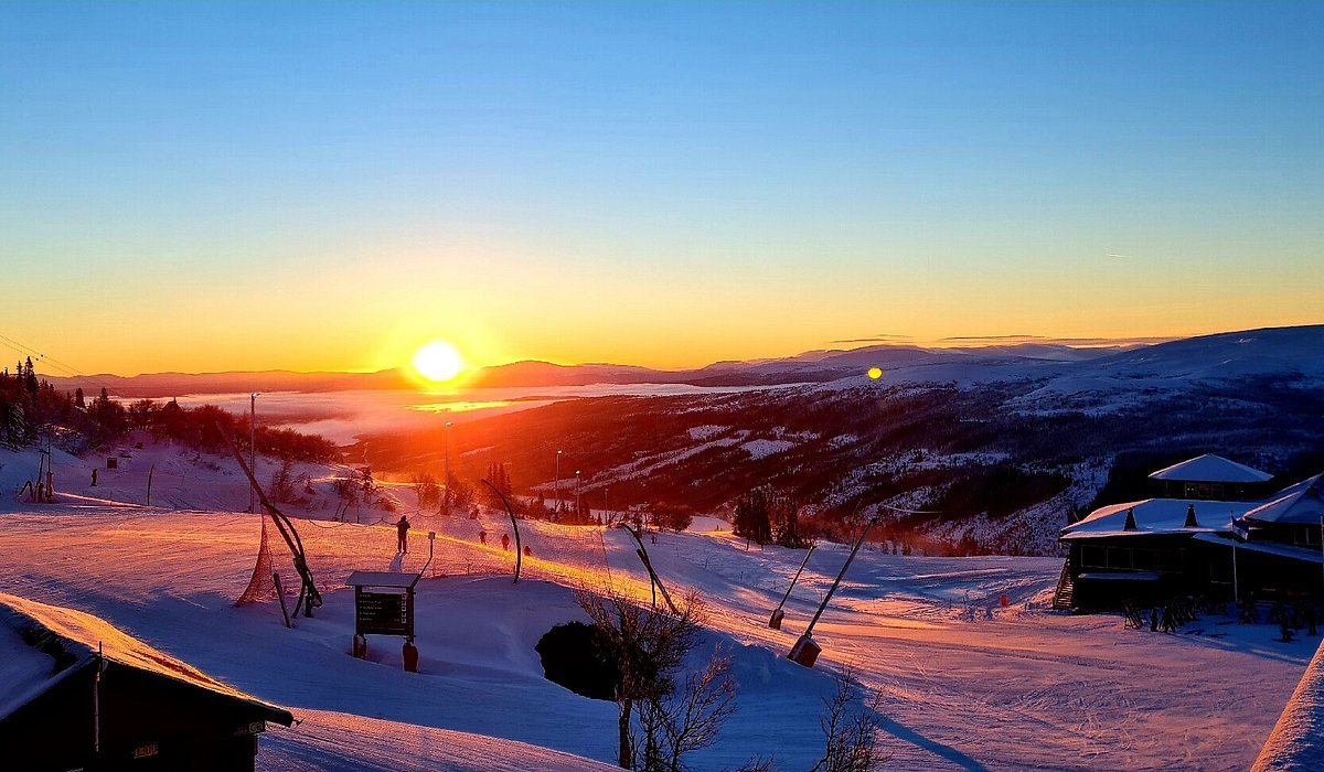 Edsåsdalen in Sweden - the sun is setting over the snow covered mountains.