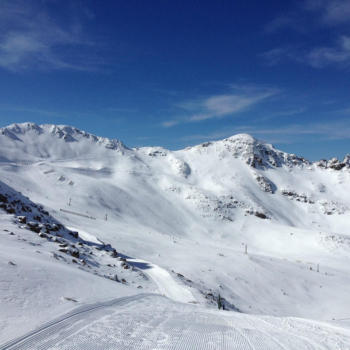 Rainbow Valley in New Zealand - a view of the mountains from a ski slope.