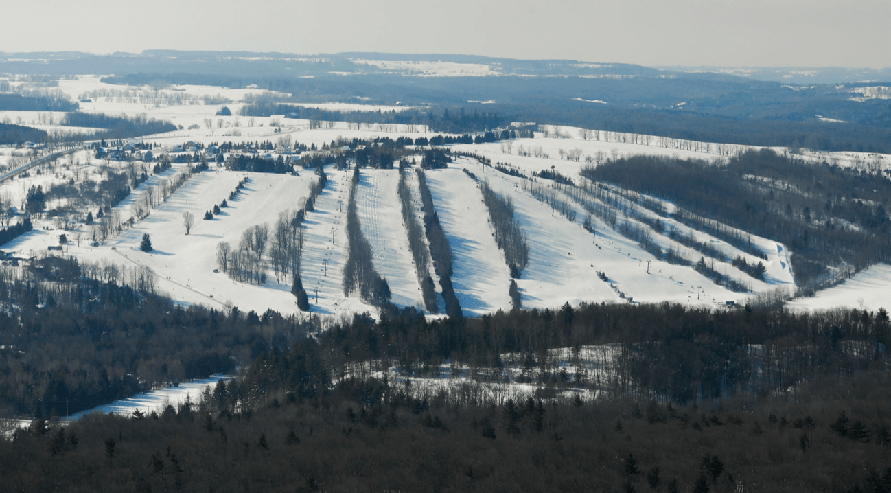 Mansfield Ski Club in Canada - snow on the ground.