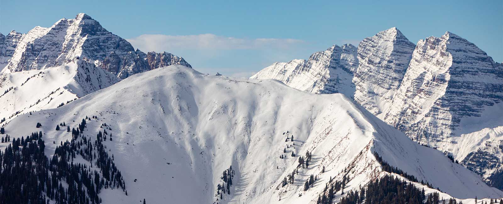 Aspen Highlands in USA - snow on the mountains.