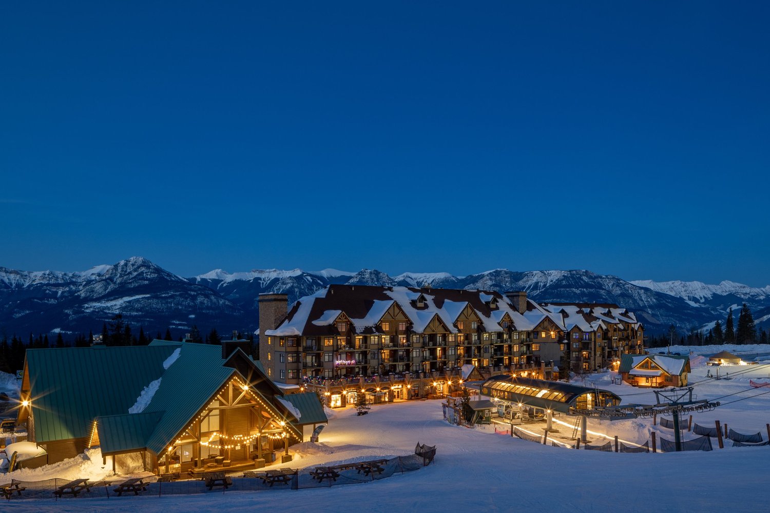 Kicking Horse in Canada: a view of a ski resort at night.