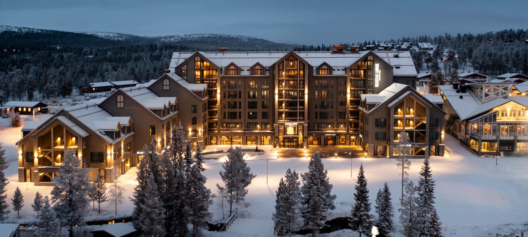 Tandådalen | ​Hundfjället in Sweden: a ski resort in the mountains at night.