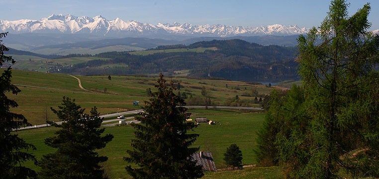 Czorsztyn – Kluszkowce in Poland - a clear blue sky.