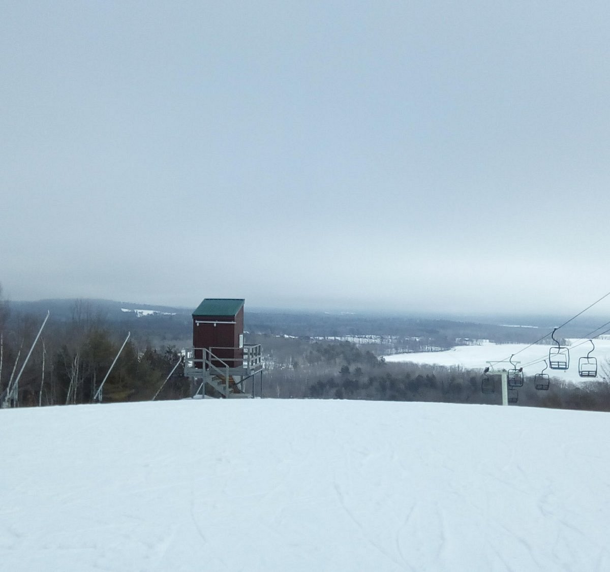 Hermon Mountain in USA - the view from the top of the mountain.