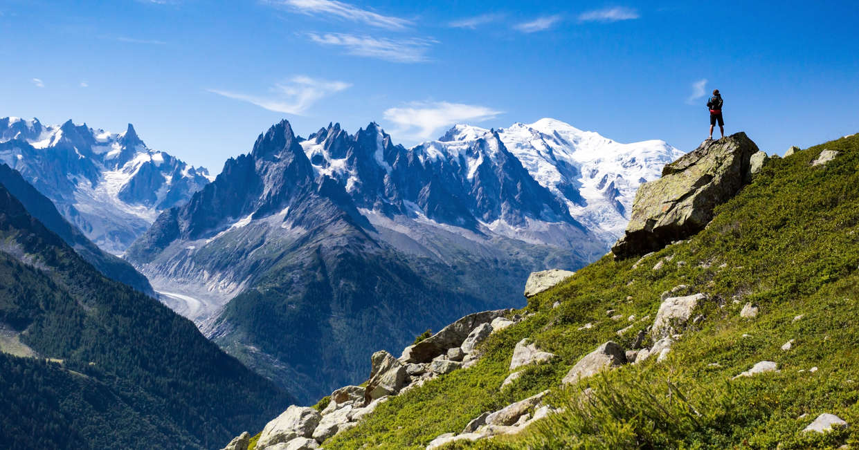 Mont Bellevue in Canada - a man standing on top of a mountain.
