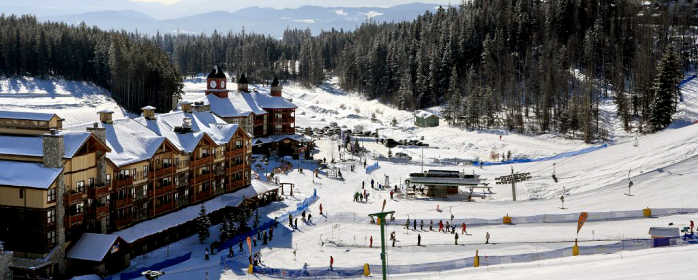 Kimberley in Canada: a ski resort in the mountains with snow on it.