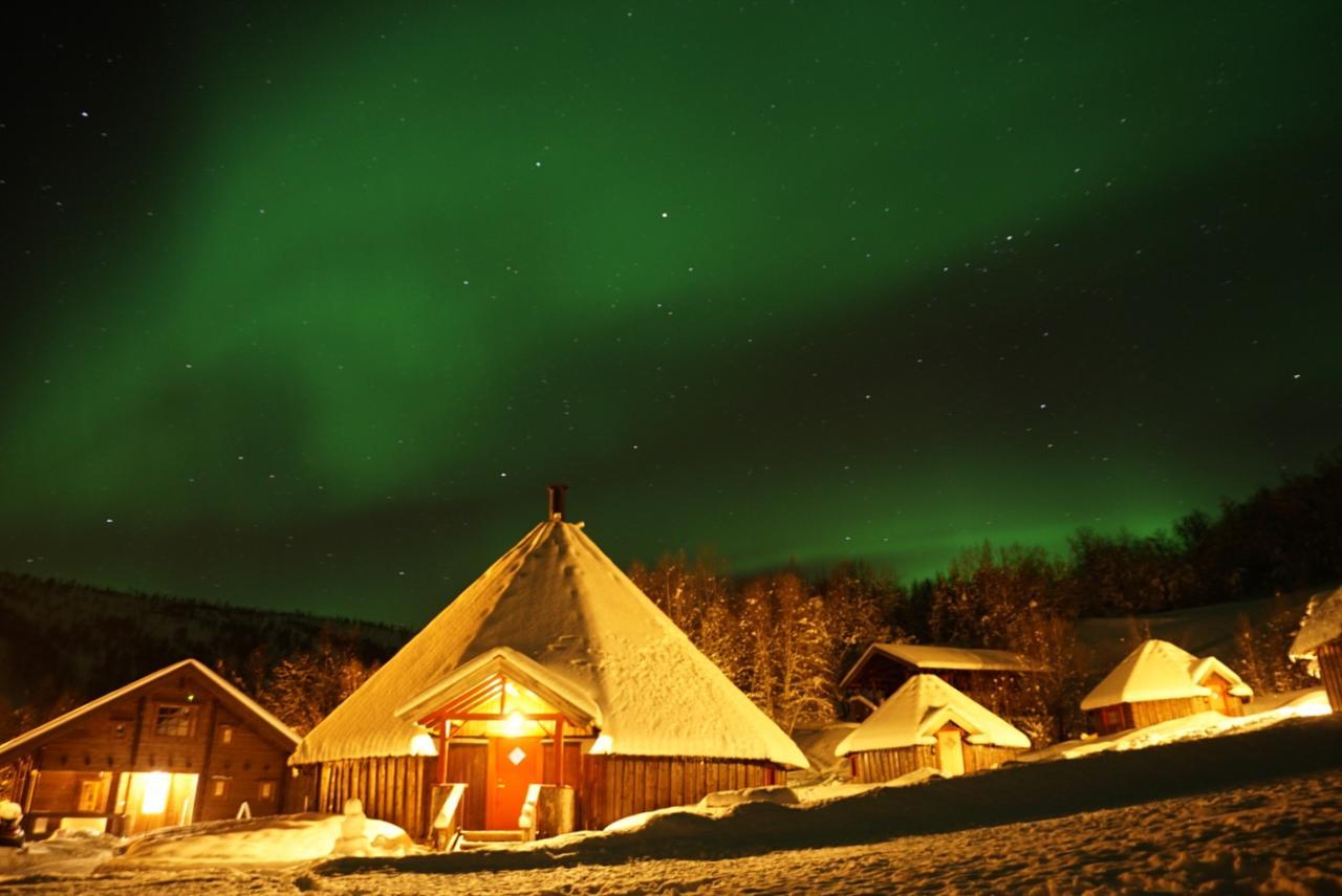Vestvatn in Norway - snow on the ground.