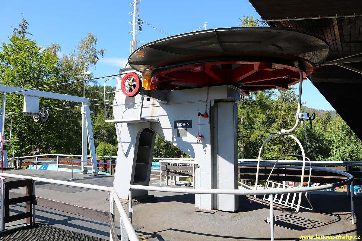 Dolní Lomná – Armáda in Czech Republic - a boat sitting on top of a boat dock.