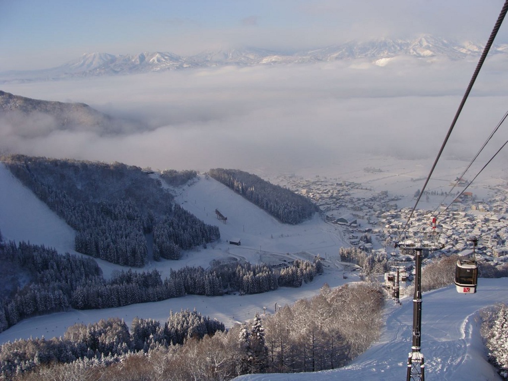 Kawachisenjo Onsen Kanazawa Seymour in Japan - a view from the top of a ski lift.