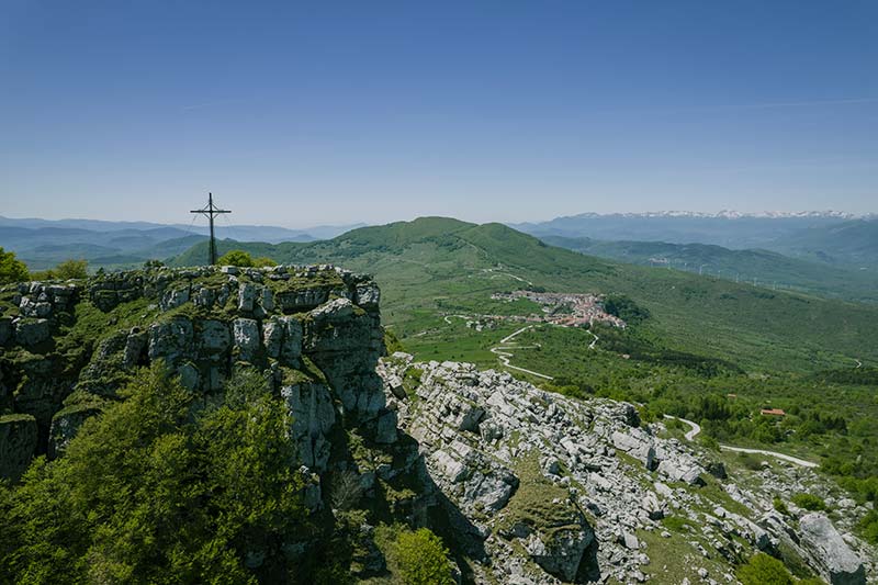 Capracotta in Italy - a cross on the top of a mountain.