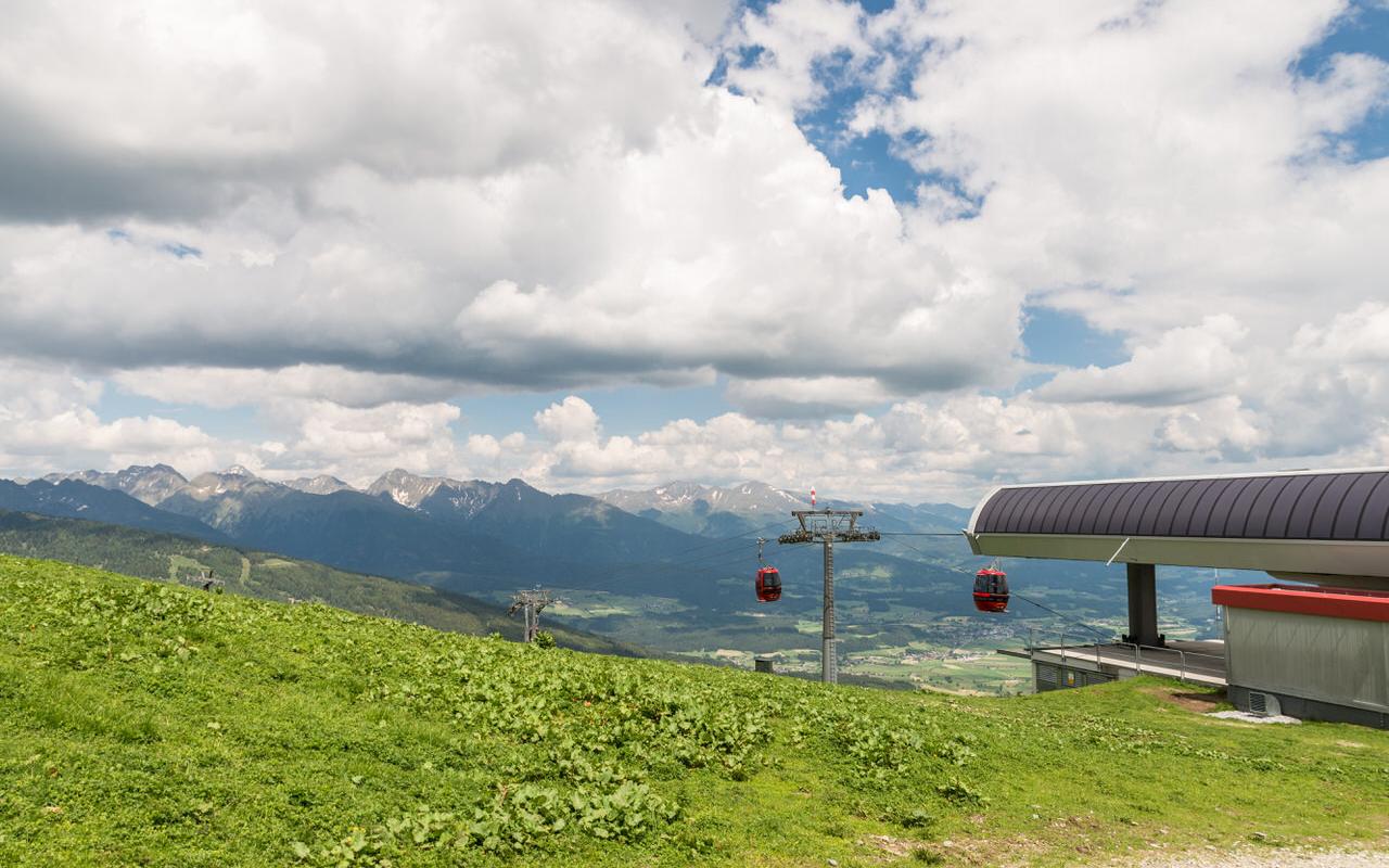 Grosseck | ​Speiereck – Mauterndorf | ​St Michael in Austria - white clouds in the sky.