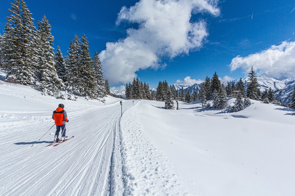 Hörnerbahn GmbH & Co. KG in Germany - tracks in the snow.