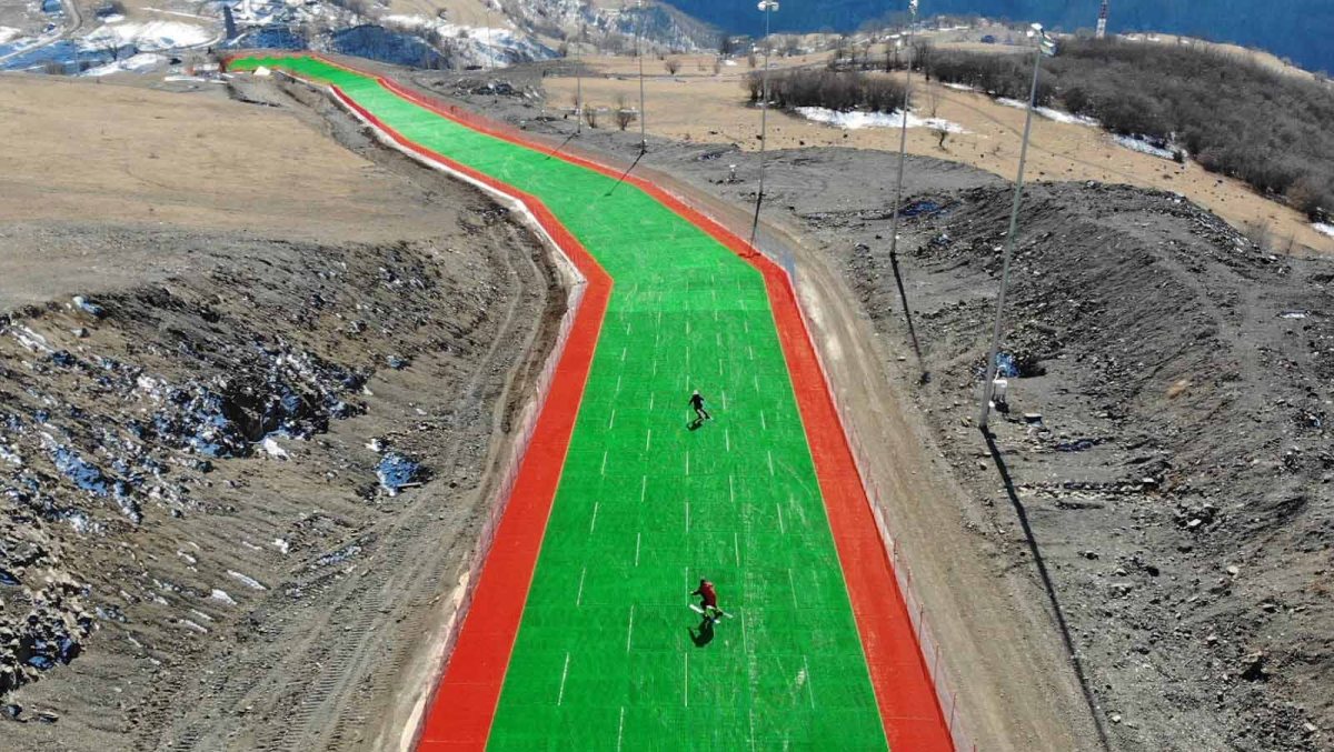 Midlothian Ski Centre in United Kingdom - a track with red and green paint on it.