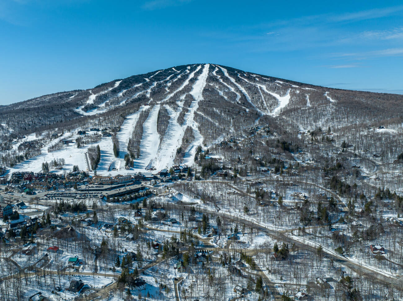 Stratton Mountain Resort in USA - a clear blue sky.