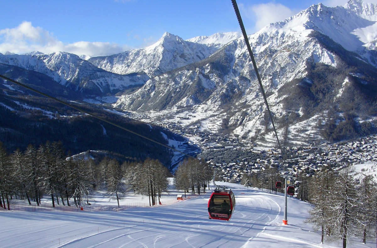 Bardonecchia in Italy - ski tracks in the snow.