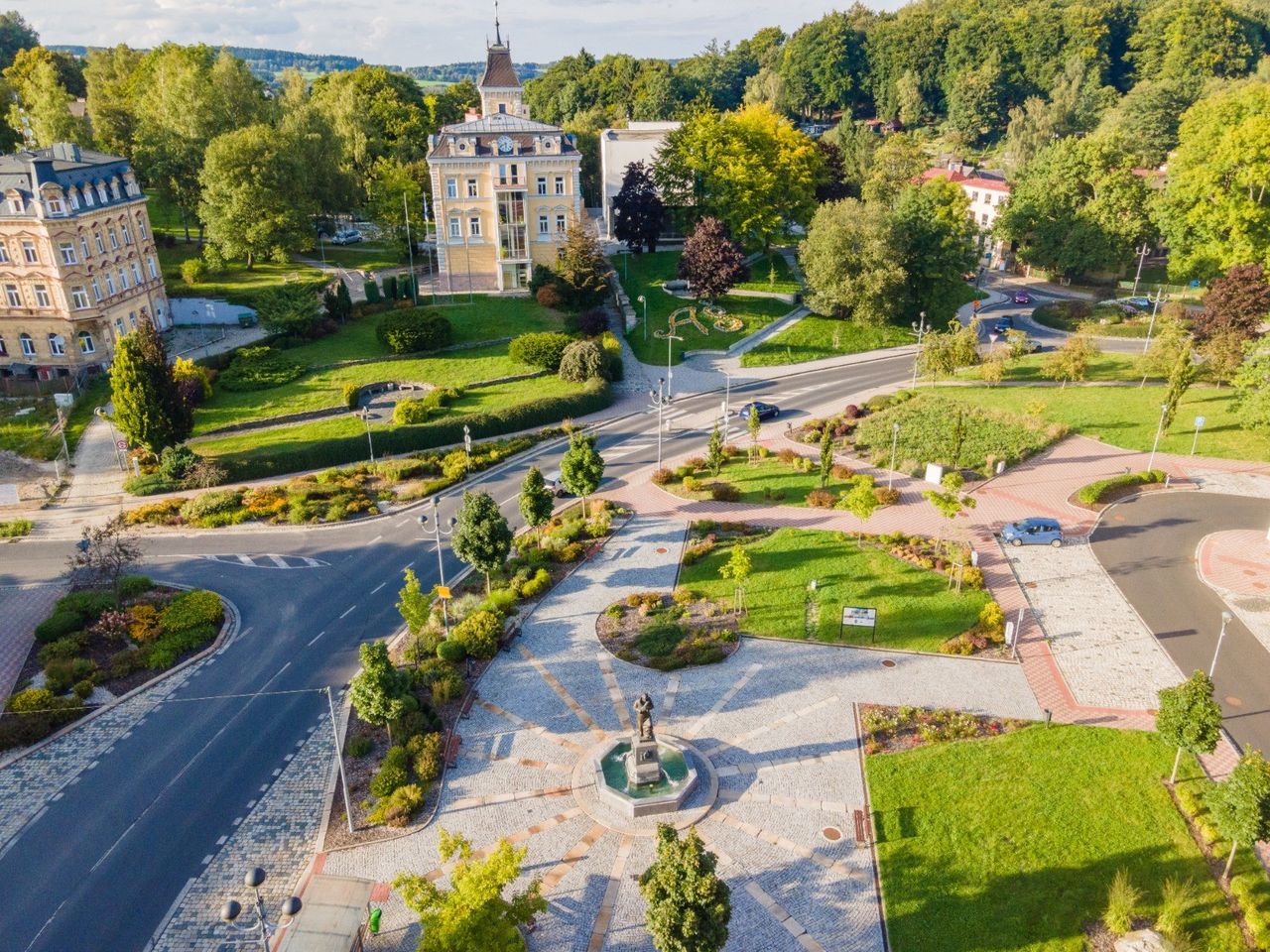 Aš in Czech Republic - an aerial view of a park in the middle of the city.