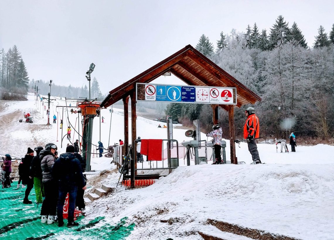 Hodonín u Kunštátu in Czech Republic - a group of people standing on top of a snow covered slope.