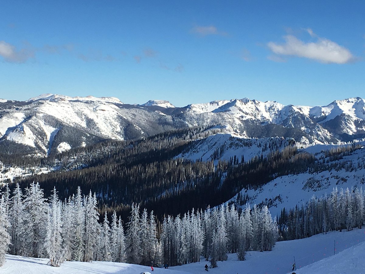 Wolf Creek in USA - a view of the mountains from a ski slope.