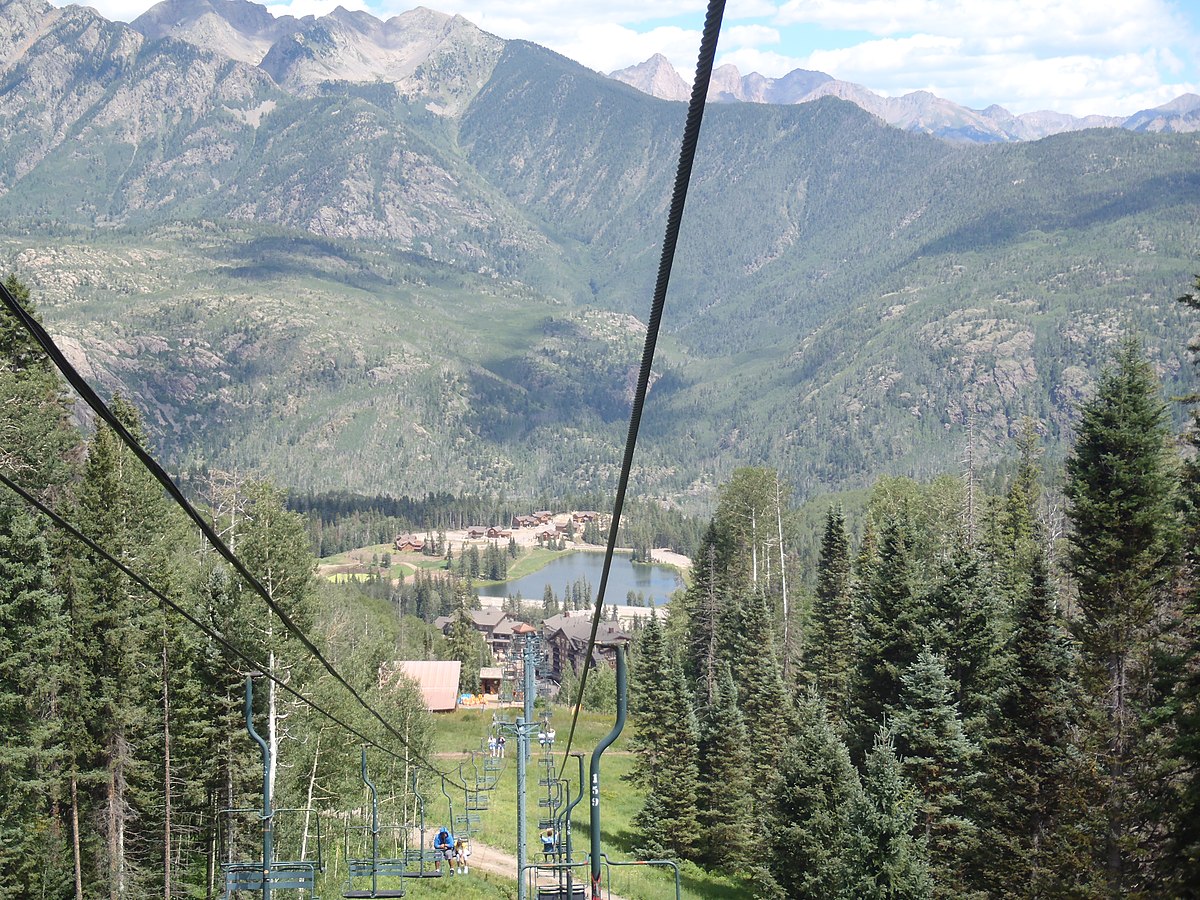 Purgatory – Durango in USA - a ski lift going up the mountain.