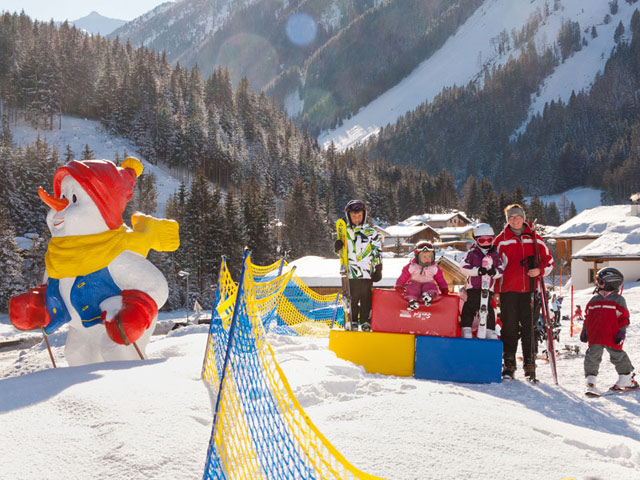 Sonnenberglift – Gries im Sellrain in Austria - snow on the ground.