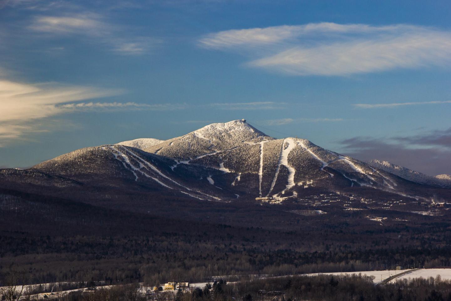 Jay Peak in USA - the mountains are covered in snow.