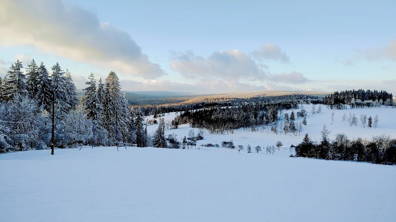 Osmelakowa Dolina – Spalona in Poland - the view from the top of the mountain in winter.
